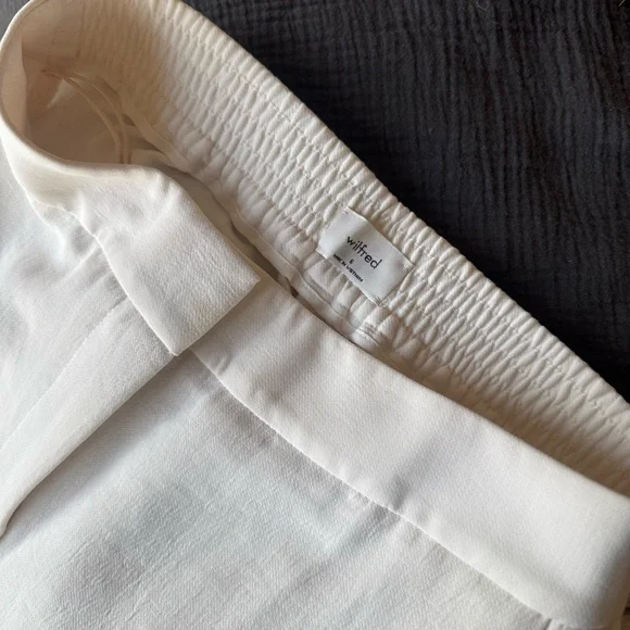 Aritzia Wilfred Effortless Pants in Light Birch - Picture 5 of 7